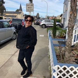 Meet your Posher, Esperanza